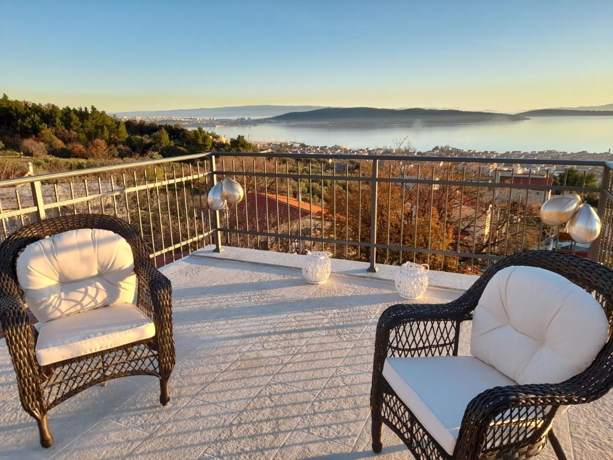 The View Split. Highlight With Roof-Top-Terrace And Pool Kaštela 外观 照片