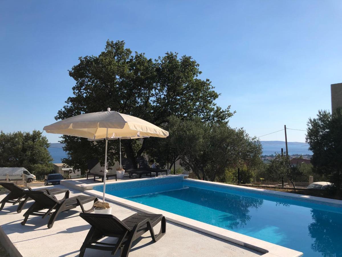 The View Split. Highlight With Roof-Top-Terrace And Pool Kaštela 外观 照片
